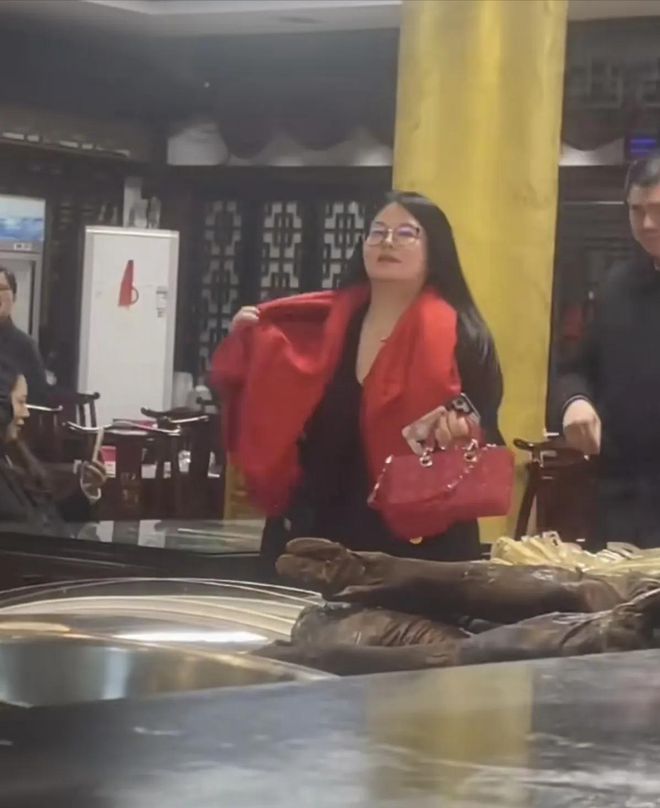  李湘 