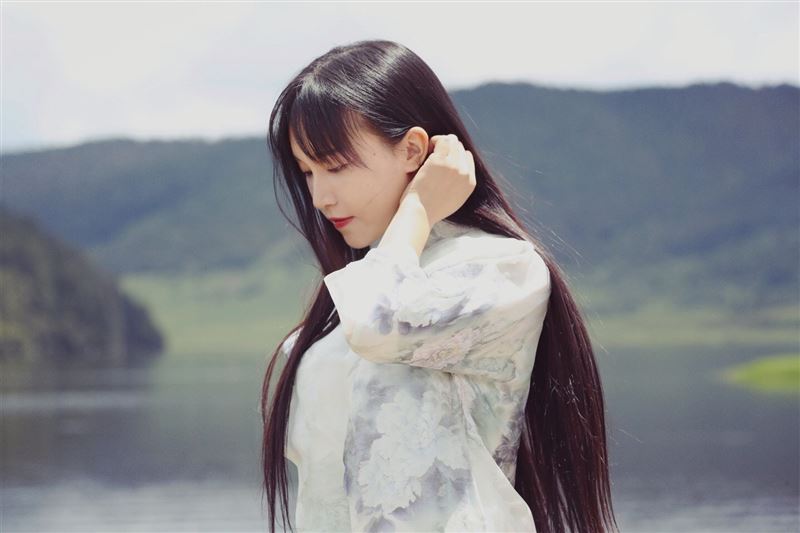  李子柒 