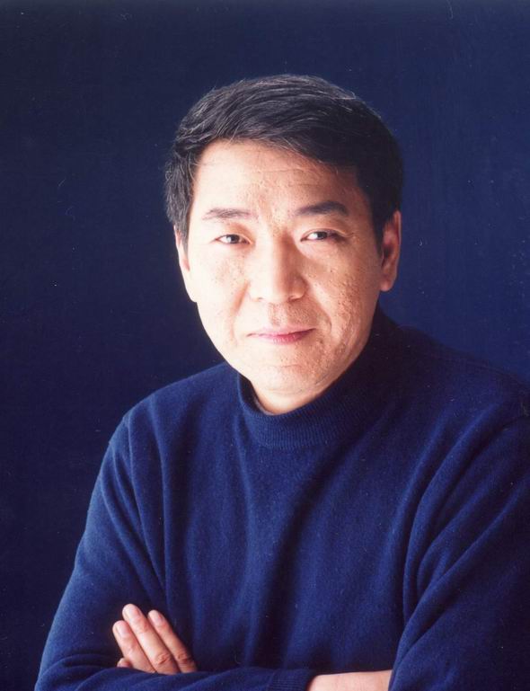  郑晓龙 